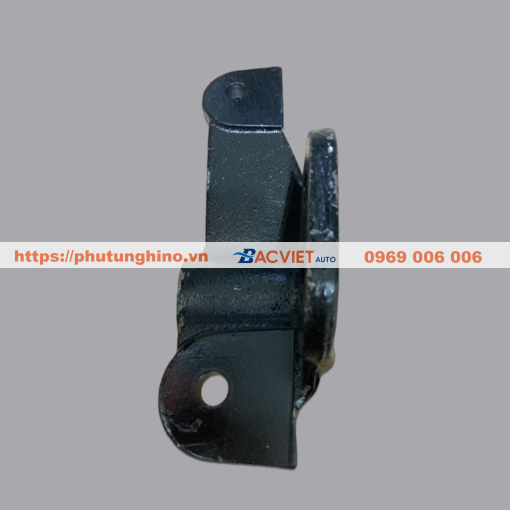 Mõ nhíp trước trước HINO 700