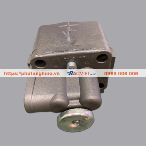 Van chuyển tầng HINO ZF165