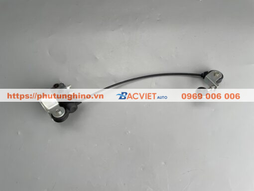 Chia dầu phanh ISUZU NLR 4JB1