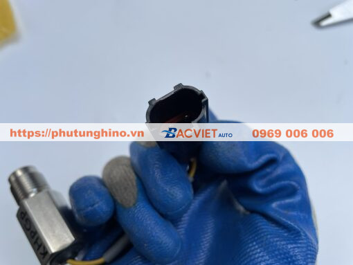 Cảm biến trục cơ Mitsubishi 6D24