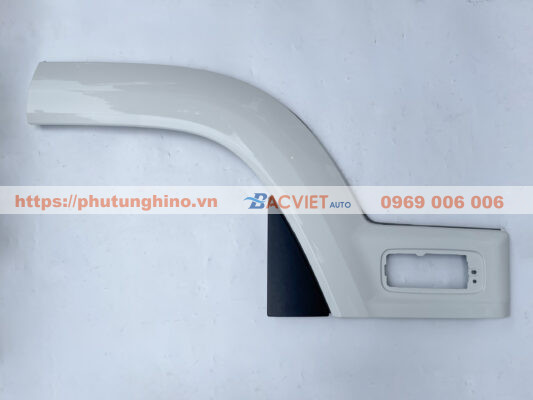 Ốp chân cánh cửa ngoài ISUZU FVM