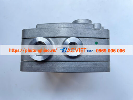 Nắp bơm hơi ISUZU FVM chính hãng