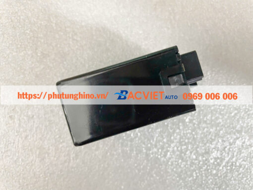 Rơ le xin nhan ISUZU 6UZ1