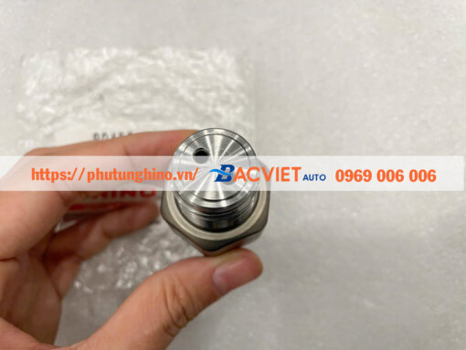 Cảm biến áp suất thanh ray nhiên liệu HINO 700 chính hãng