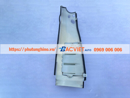 Ốp gò má ISUZU CXZ