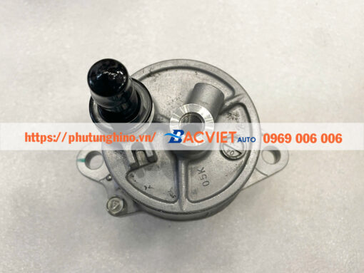 Bơm chân không HINO 300 N04