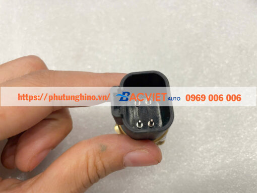 Cảm biến áp suất hơi phanh Fuso FA