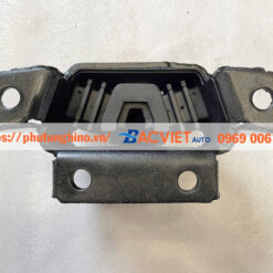 Chân máy sau ISUZU FVR