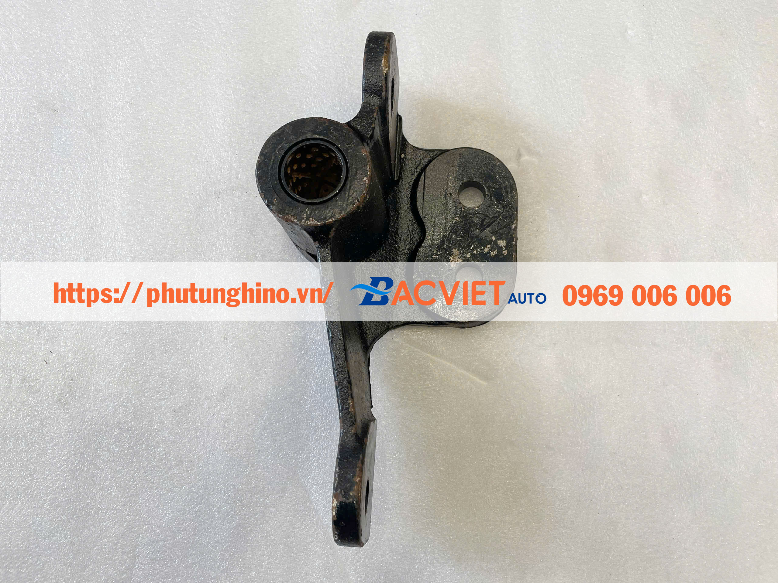 Mõ nhíp trước trước HINO 700 Mõ nhíp trước trước HINO 700